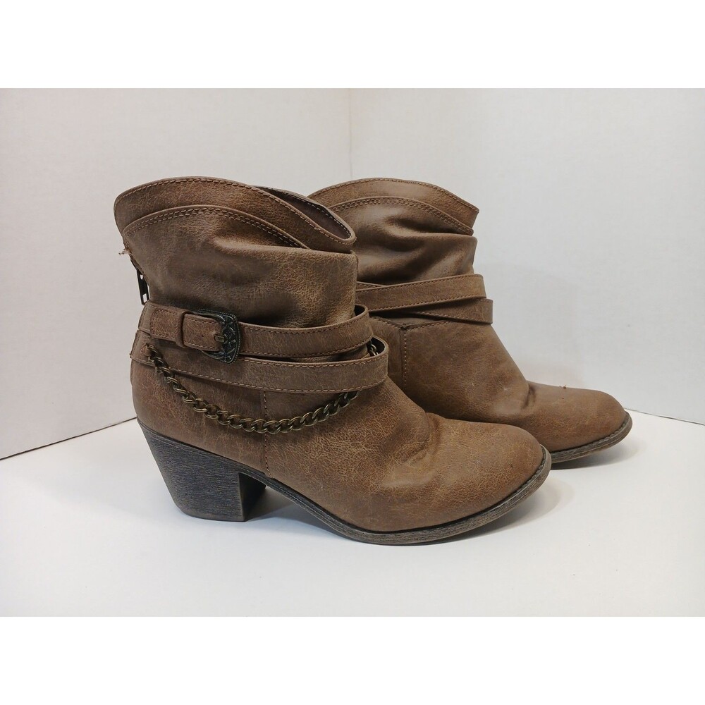 Women's 9.5 Brown Western Ankle Bootie Zip Closure Buckle Chain Accent